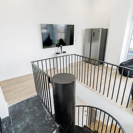 Apartment Downtown Skyline Penthouse W Parkview&jacuzzi *